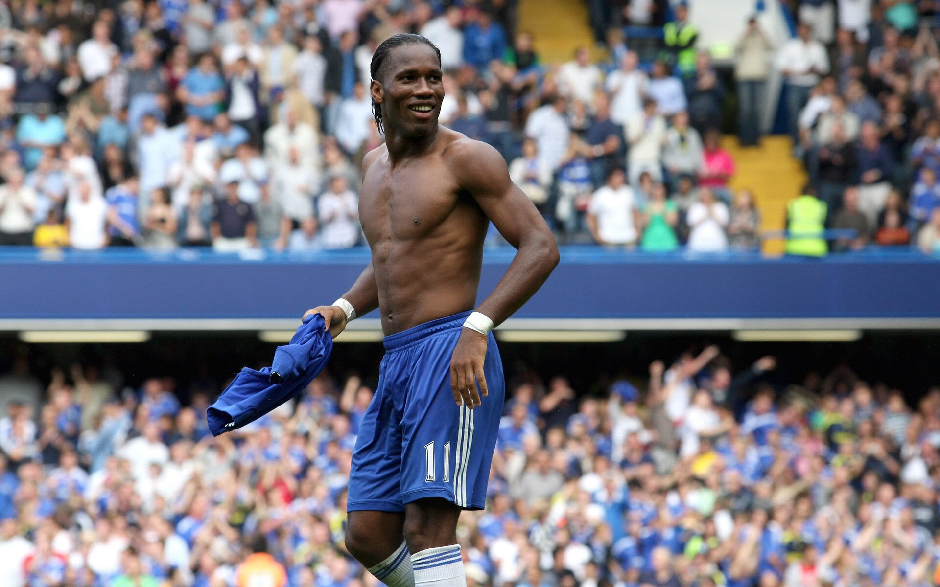 -体育赛事志愿者表彰大会弘扬无私奉献精神与价值，体育赛事志愿者的作用与意义